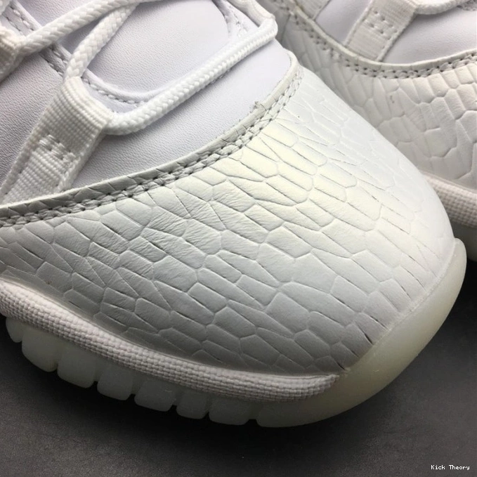 Kicked Out Shoe Store 11 Heiress Frost Low Jordan 897331-100 Air White 0823